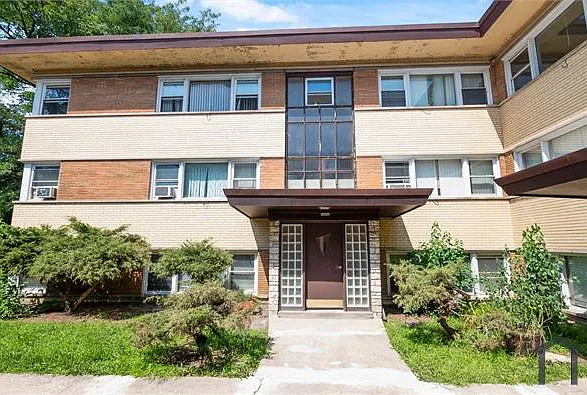 2 bed, $1,250 — Photo 3