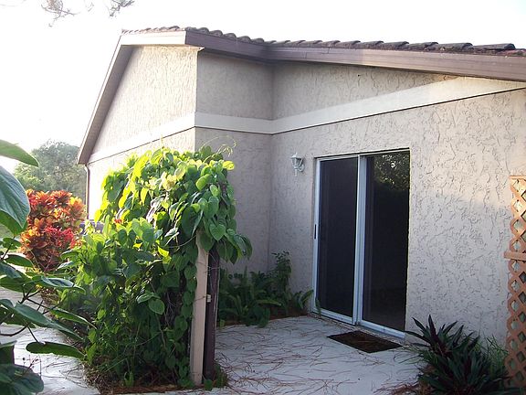 3rd image of 26977 Spanish Gardens Dr