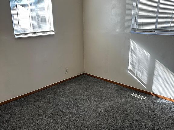 2nd image of 3112 W Lake Ave #C