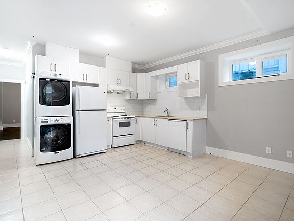 3rd image of 146 W 40th Ave