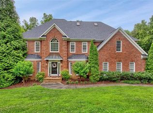 4 Mangerton Trl, Jamestown, NC 27282
