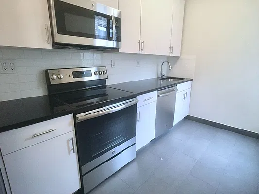 Rented by Sovereign Realty NYC | media 13