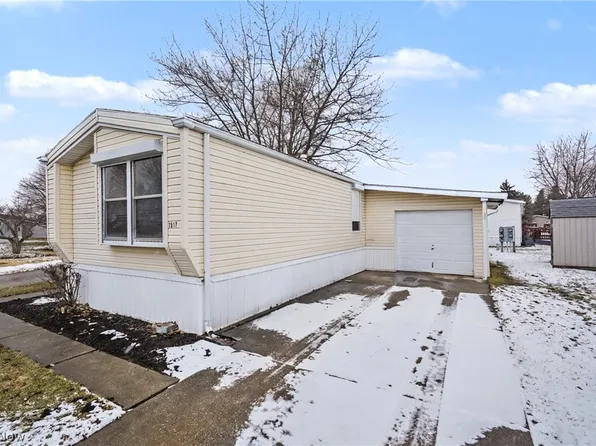 1517 Lady Anne, Streetsboro, OH 44241