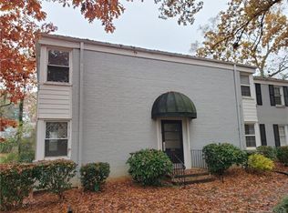 331 Wakefield Dr, Charlotte, NC 28209