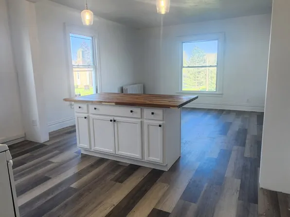 720 Central Ave APT 4, Dunkirk, NY 14048