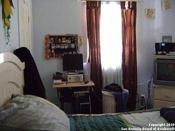 2nd image of 1723 Escalon Ave