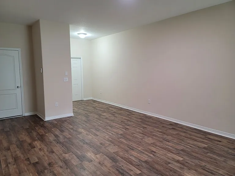 20403 Berrywood Ln — Photo 2