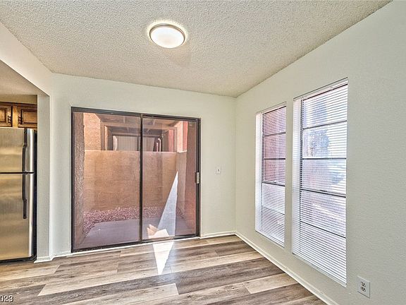 4th image of 781 Palo Verde Cir APT 2