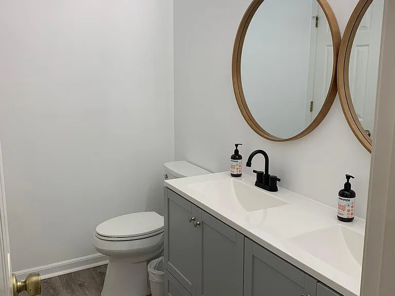 127 N Timber Dr — Photo 3