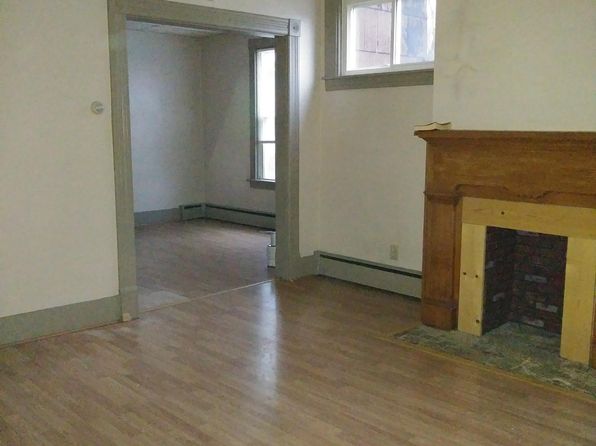 203 N Elm St
