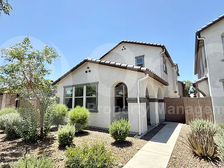 8261 E Impala Ave — Photo 2