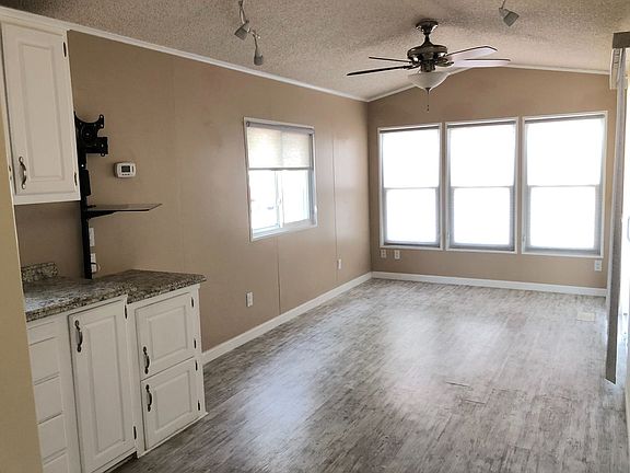4th image of 1295 S Cawston Ave Space 284