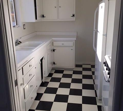 4th image of 1335 N Vista St APT 8