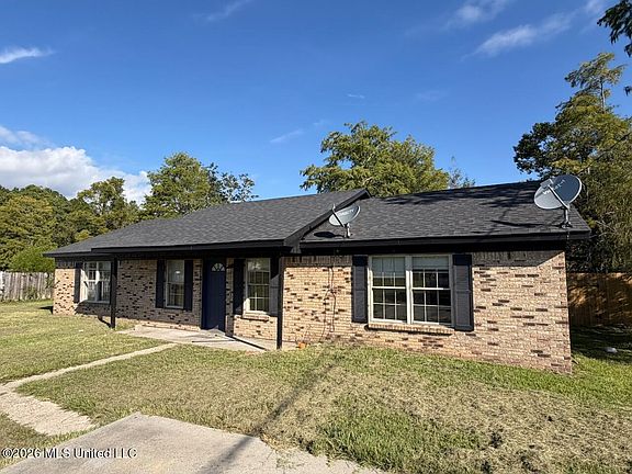 2nd image of 3604 Harrison Dr