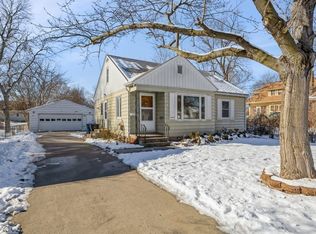 2420 49th St, Des Moines, IA 50310