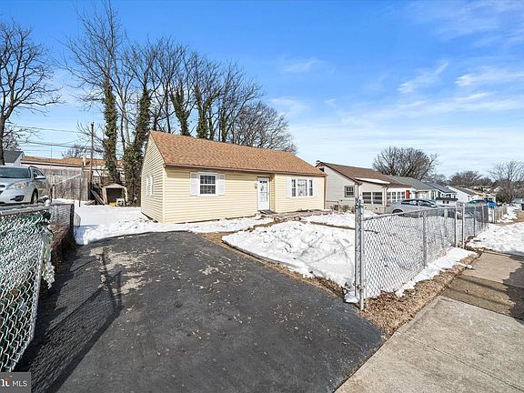 2nd image of 17 Richard Rd