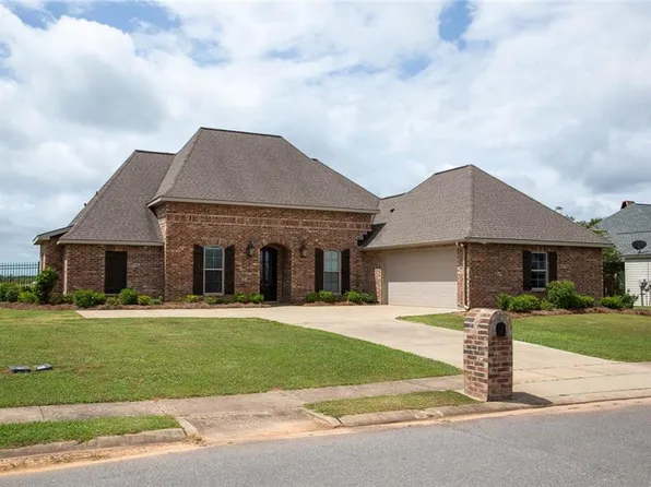 188 Saint Andrews Dr, Alexandria, LA 71303