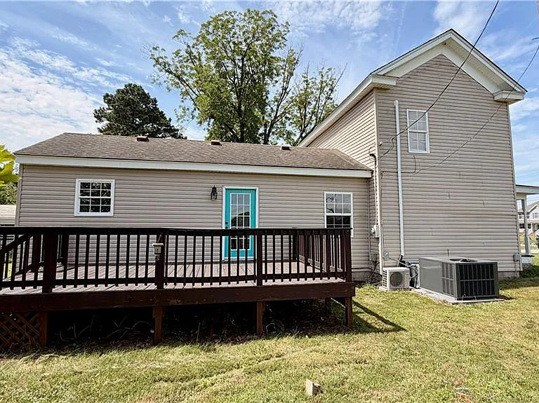 1128 Longstreet Ln — Photo 38