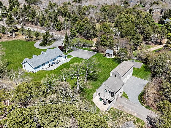 2nd image of 11 Oak Ln