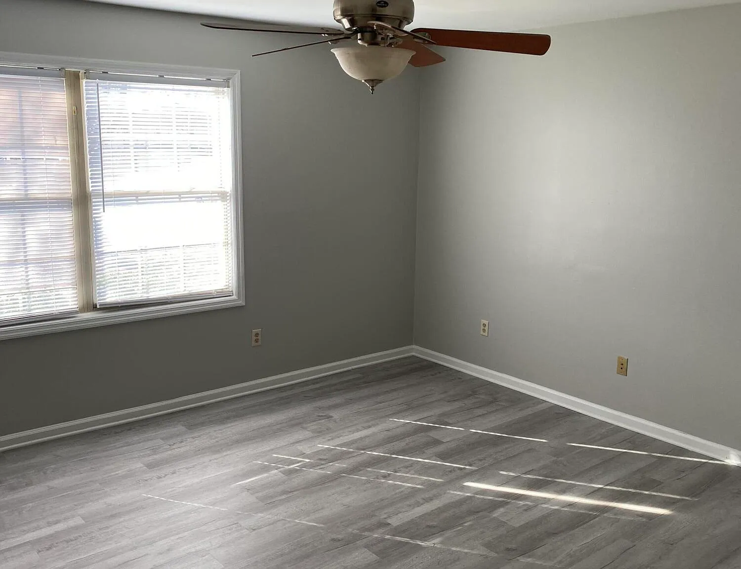 3 bed, 2.5 bath, 1368 sqft, $1,400 — Photo 3