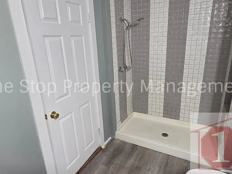 5441 E 27th St — Photo 24