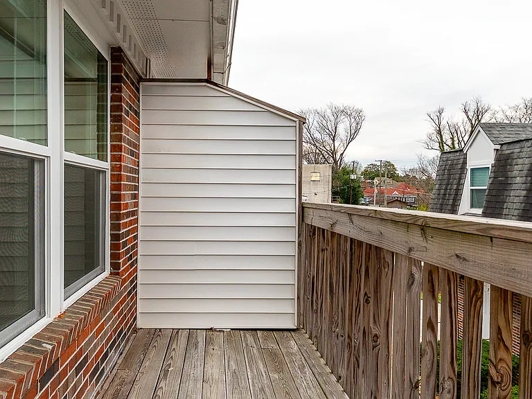 400 E Scott Ave #11 — Photo 6
