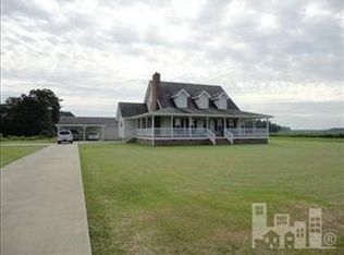 1111 Old Stake Rd, Chadbourn, NC 28431