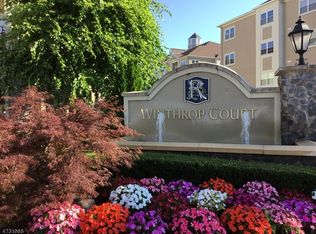 7302 Ravenscroft Rd #569, Clifton, NJ 07013