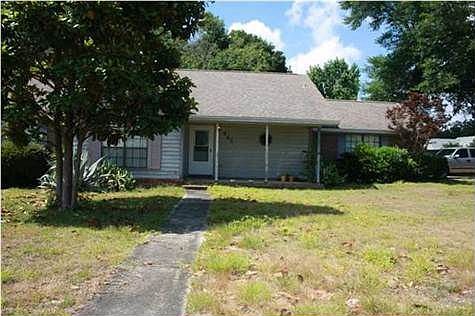 2nd image of 845 Valley Ridge Cir