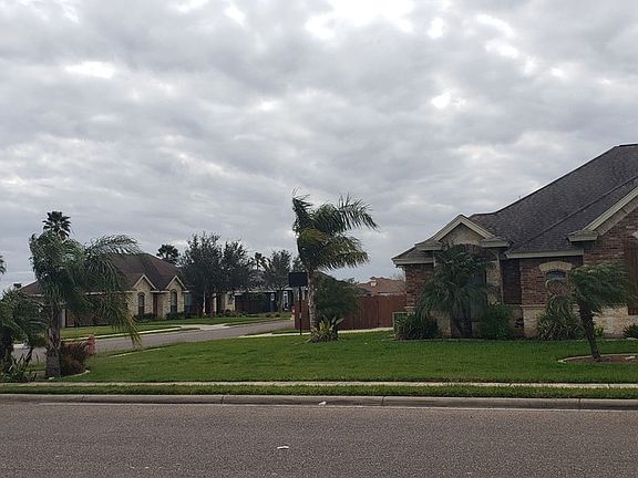 4th image of 5710 Astaire Ave