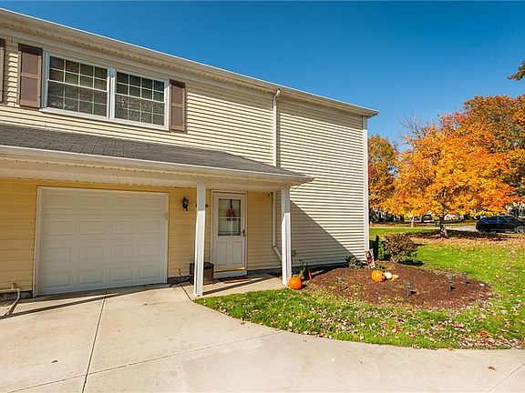 2nd image of 13738 Oakbrook Dr #3738