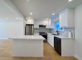 906 Marinet Cres, Pickering, ON L1W 2M1