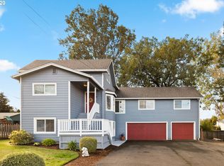 22291 SW Hall St, Sherwood, OR 97140