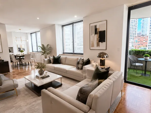 224 East 52nd Street image 1 of 11