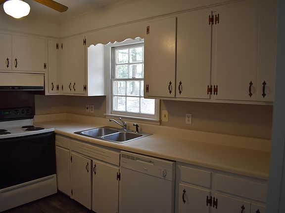 3rd image of 2210 Mura Dr