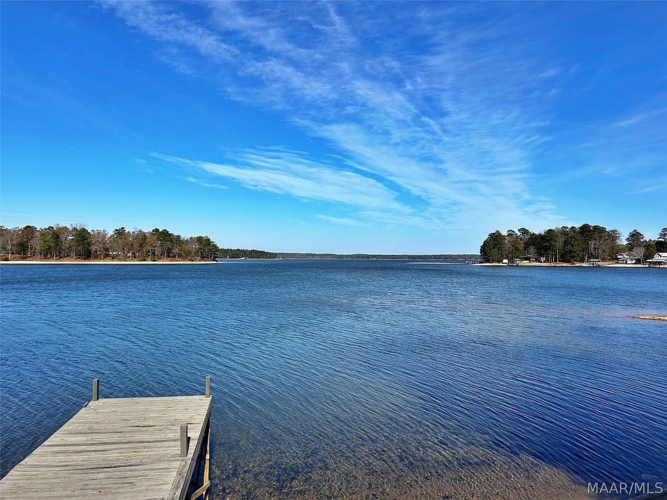 1st image of 300 Point Rd