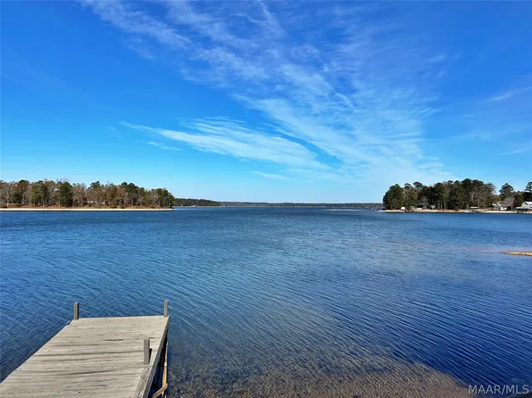 300 Point Rd, Eclectic, AL 36024