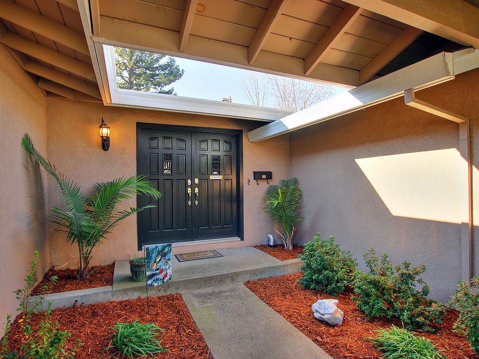 1st image of 5137 Papaya Dr