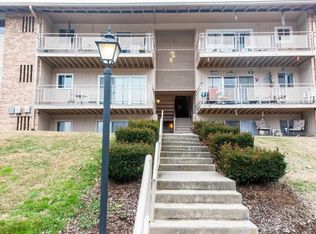 1055 Carriage Cir APT 104, Bristol, VA 24201