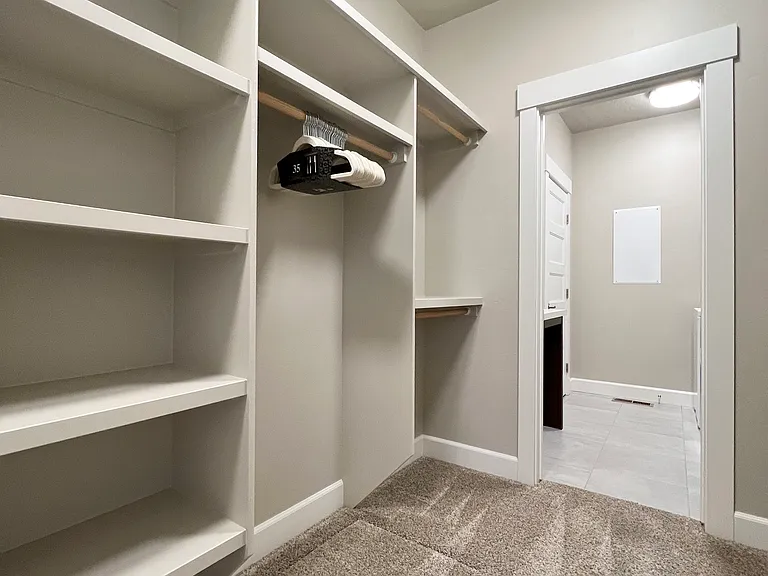 4981 N Arliss Ave — Photo 17