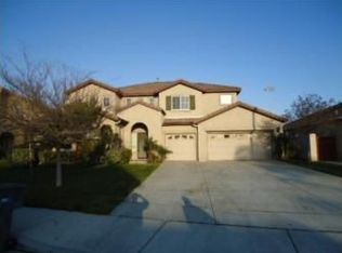 5974 Golden Nectar Ct, Corona, CA 92880