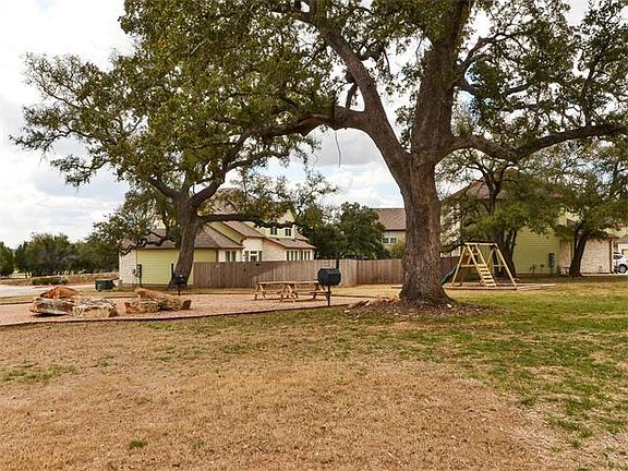 3rd image of 2410 Great Oaks Dr APT 603