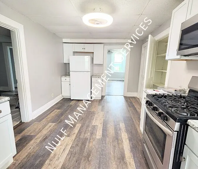 3208 Brereton St #4 — Photo 1