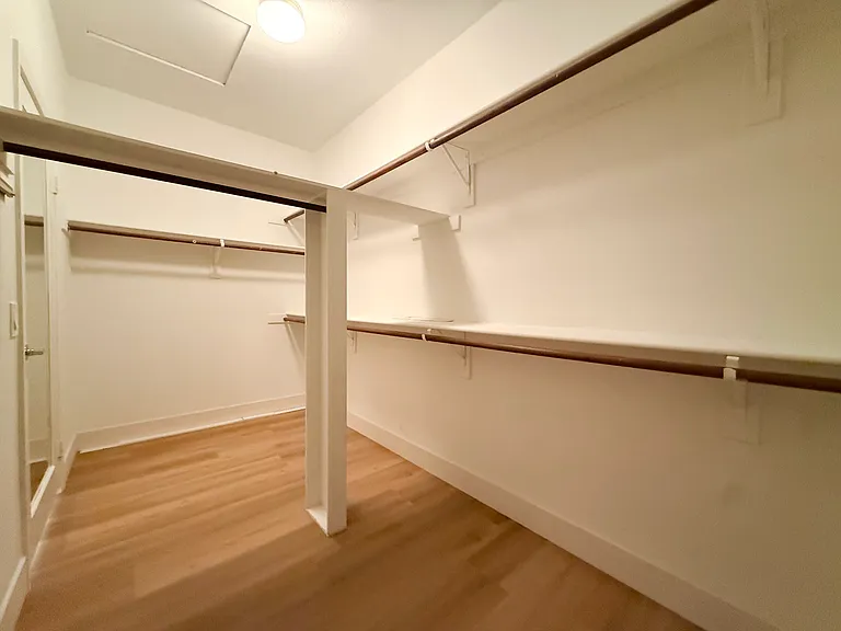 12190 Roseville Dr — Photo 20