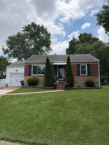 414 Charlene Dr Photo 1