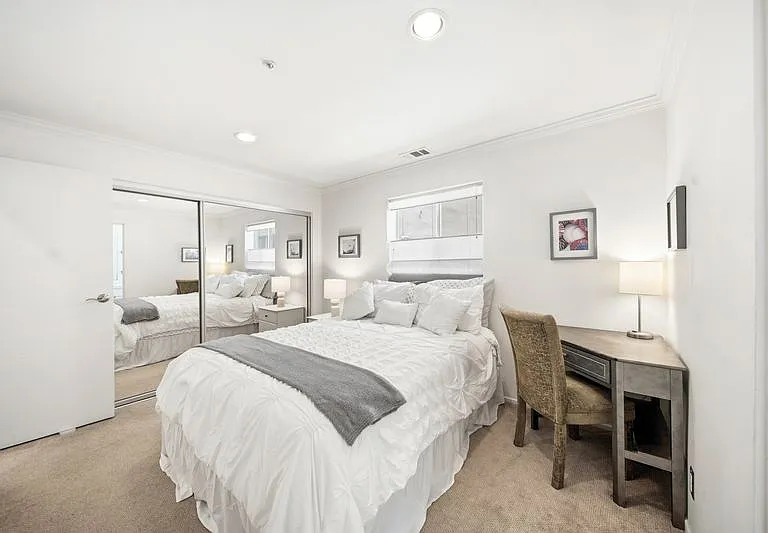440 Marine Pl — Photo 23
