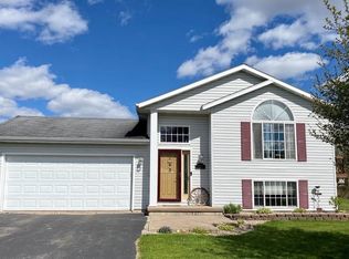 10107 Pheasant Run Ct, Weston, WI 54476