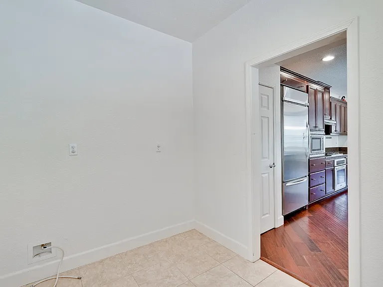 675 W Esplanade Dr — Photo 14
