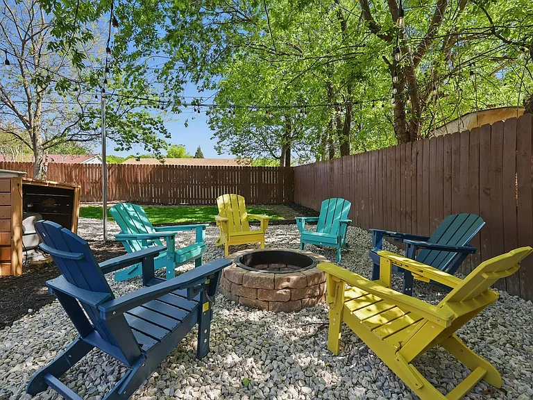 13542 Purple Sage Rd — Photo 31