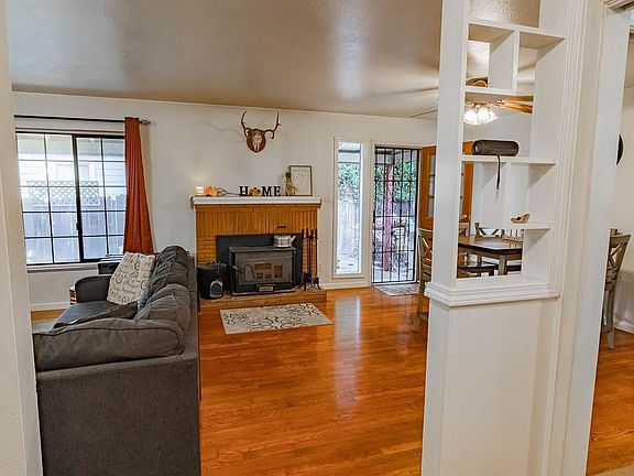 5th image of 615 Hughes Ave